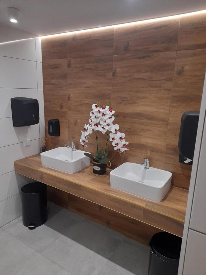 Schronisko Gosciniec Rownica Otel Ustron Dış mekan fotoğraf